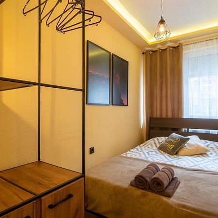 Apartments Skopje Downtown Ngoại thất bức ảnh