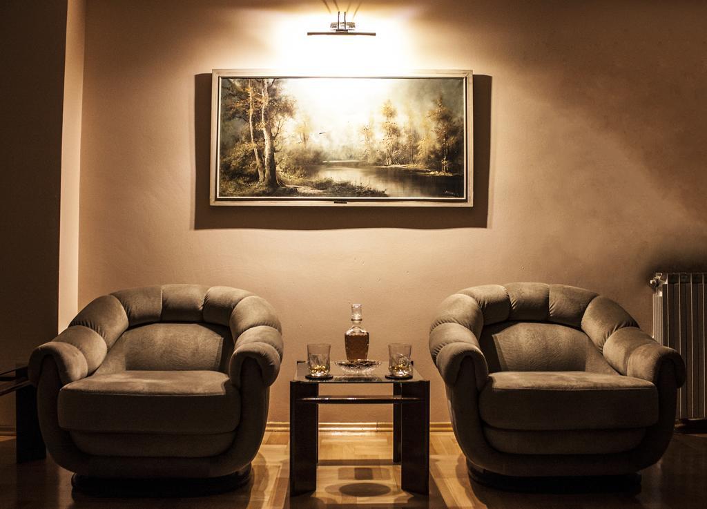 Apartments Skopje Downtown Ngoại thất bức ảnh